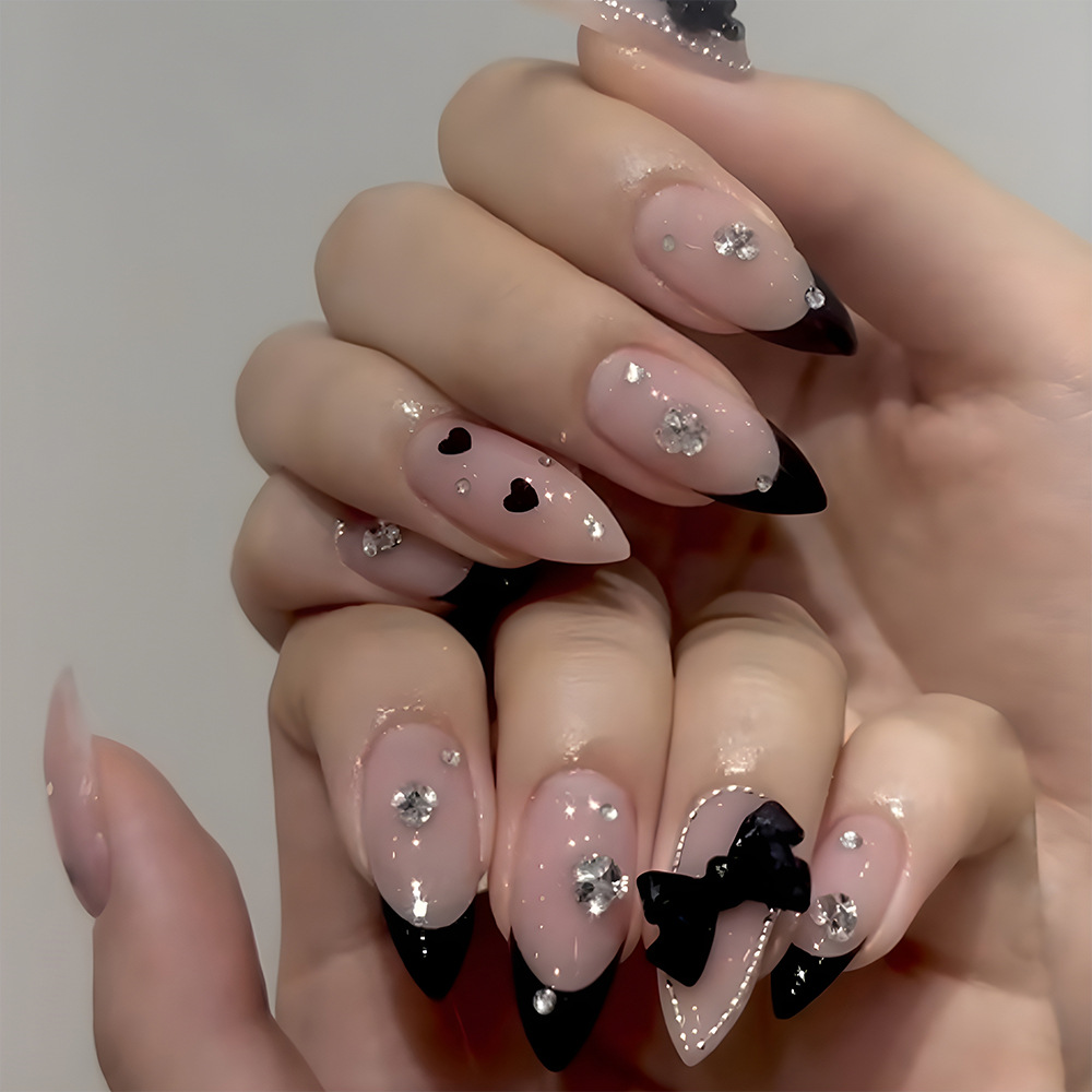24pcs Wearable Press on Nails  - مراجعة Nail Extension Tips وسعره