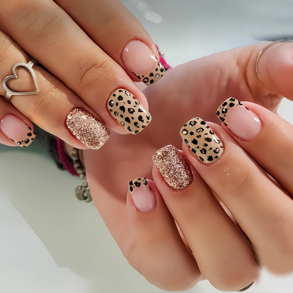 Short long fake nails for wome - مراجعة Nail Extension Tips وسعره